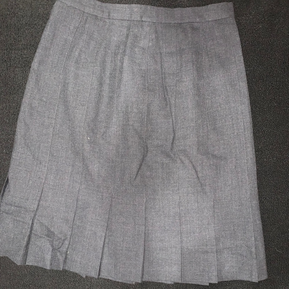 Doncaster Kneelength skirt